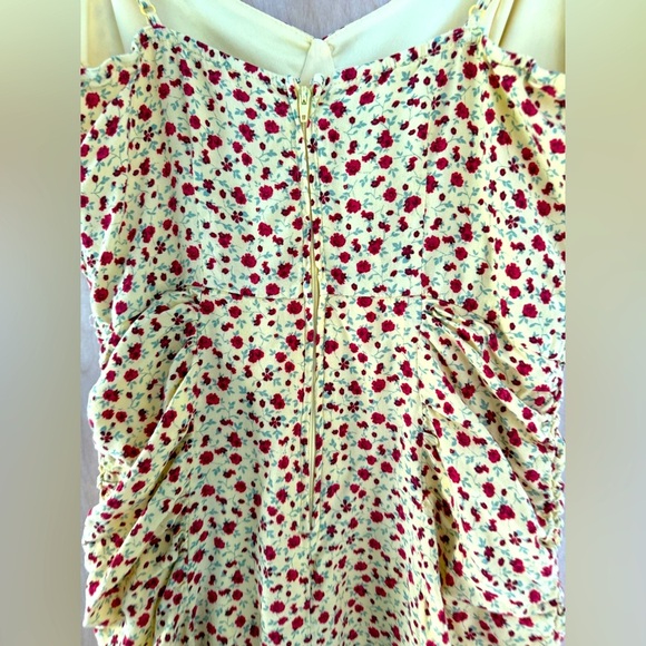 Row A Floral Yellow Dress with Ruching: Eligible 3/$25 - Picture 13 of 14